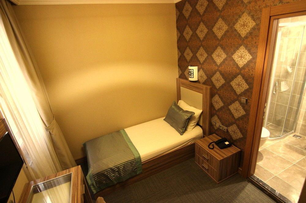 Hotel The Rise Aron Business Merter 3*