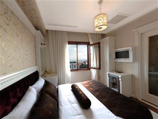 Coliseum Hotel 2*