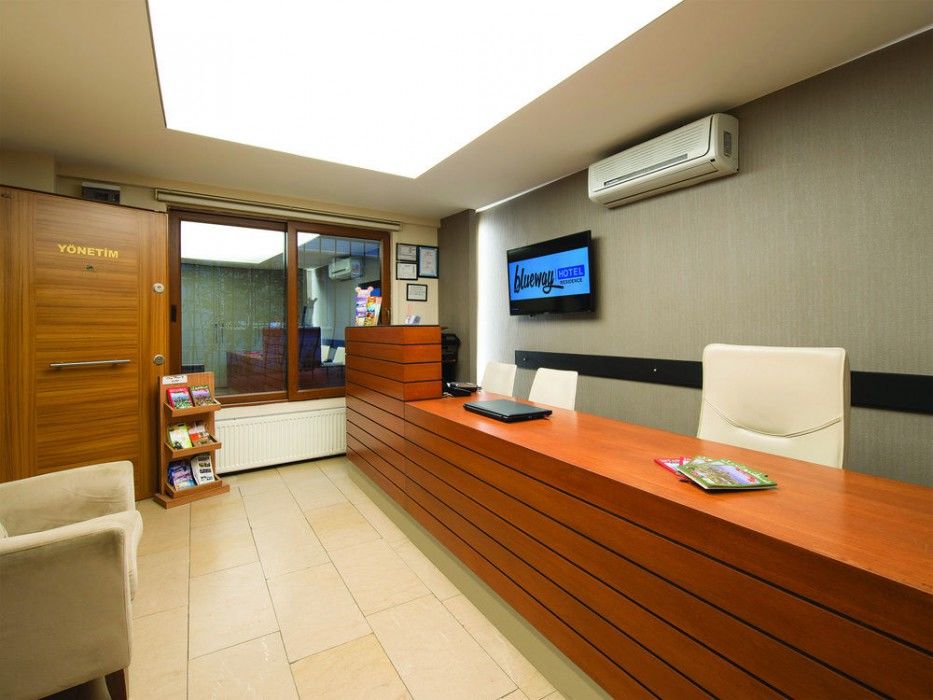 Blueway Hotel
