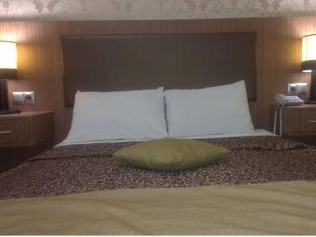 Grand Zentrum & Cafe Restaurant - Taksim Square 3*