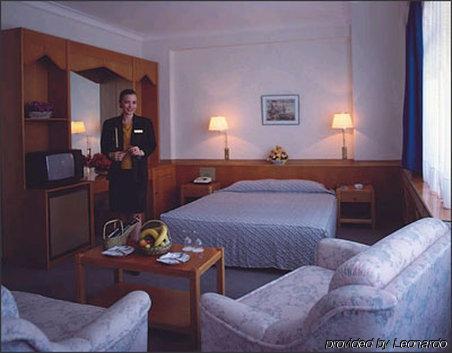 Aden Hotel
