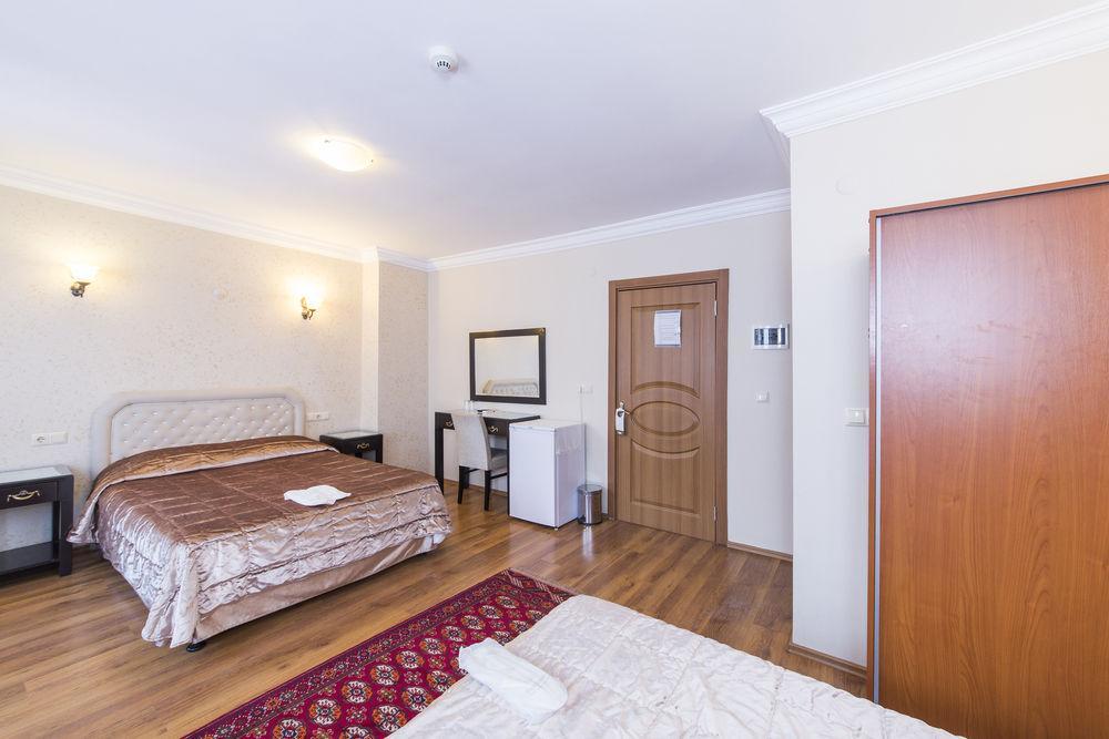 Deniz Hotel 3*