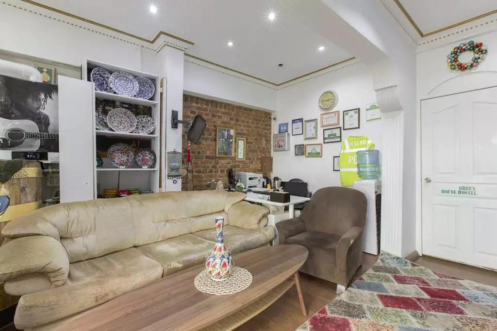 Taksim House Hostel *