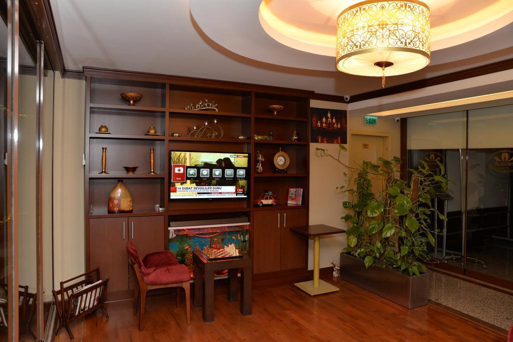 Golden Siyav Hotel