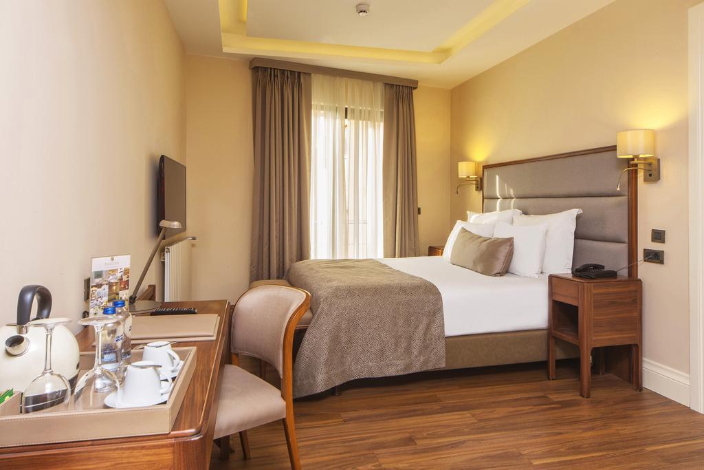 Morione & Center Hotel 4*