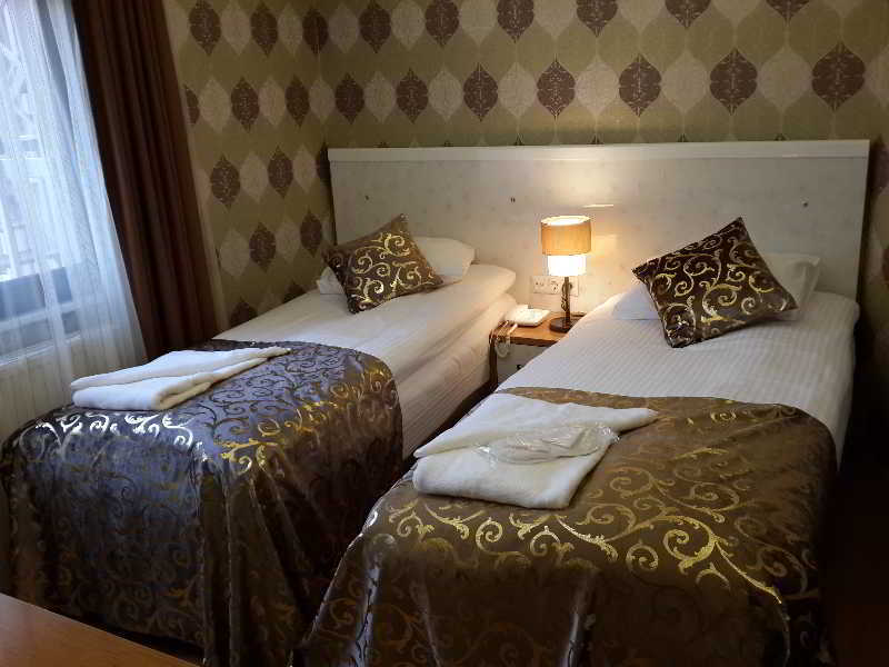 Black Pearl Hotel 3*