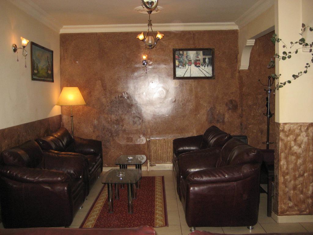 Ekol Hotel 2*