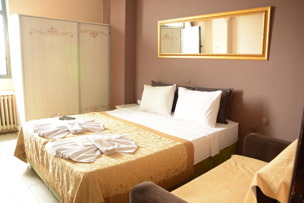 Esra Sultan Petrol 3*