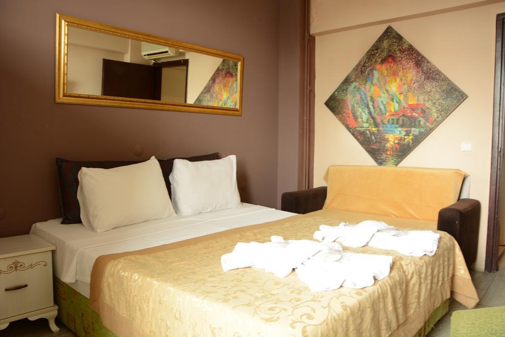Esra Sultan Petrol Hotel 3*