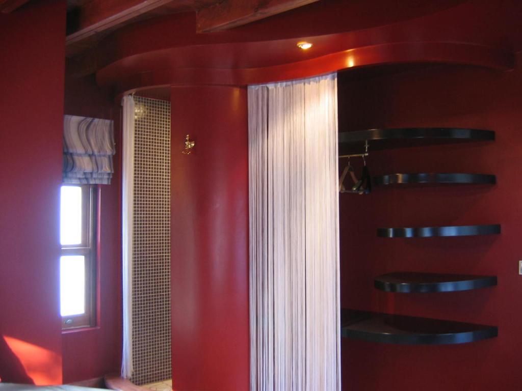 Noble House Galata 3*