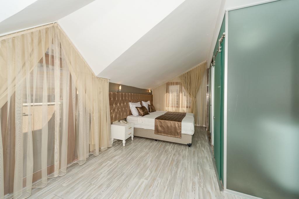 Grand Pamir Otel 3*