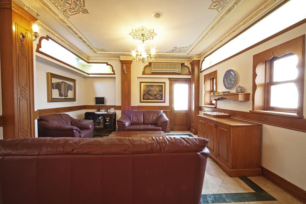 Azade Hotel 4*