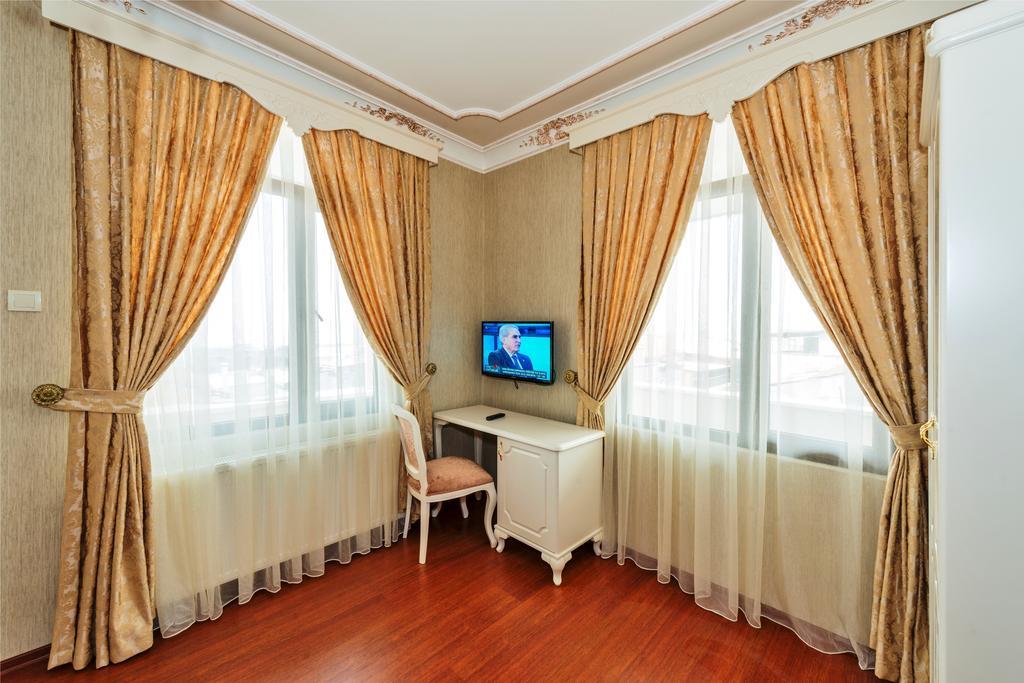 Enderun Hotel 4*