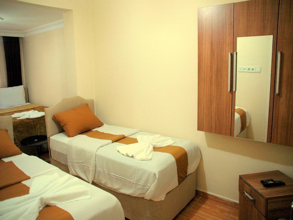 Hotel Sur 1 2*