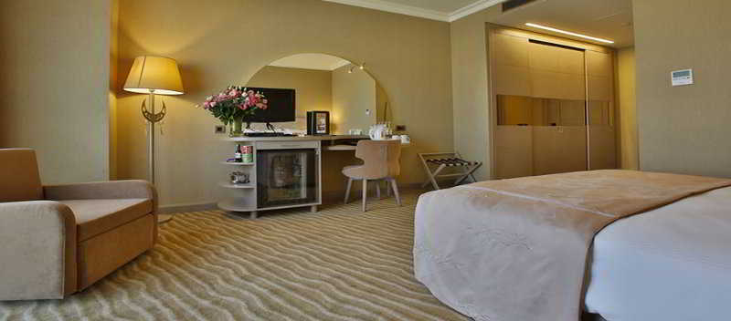 Doubletree By Hilton Atasehir & Conference Centre Hotel