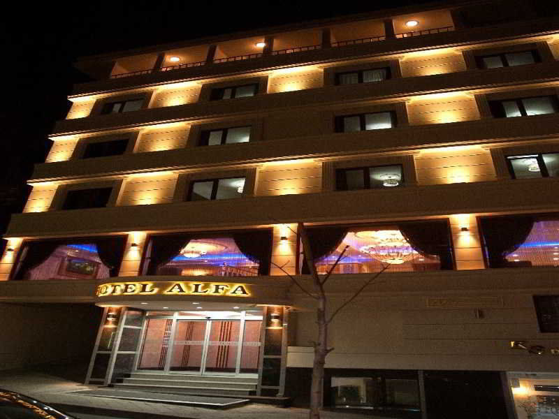 Alfa Hotel 4*