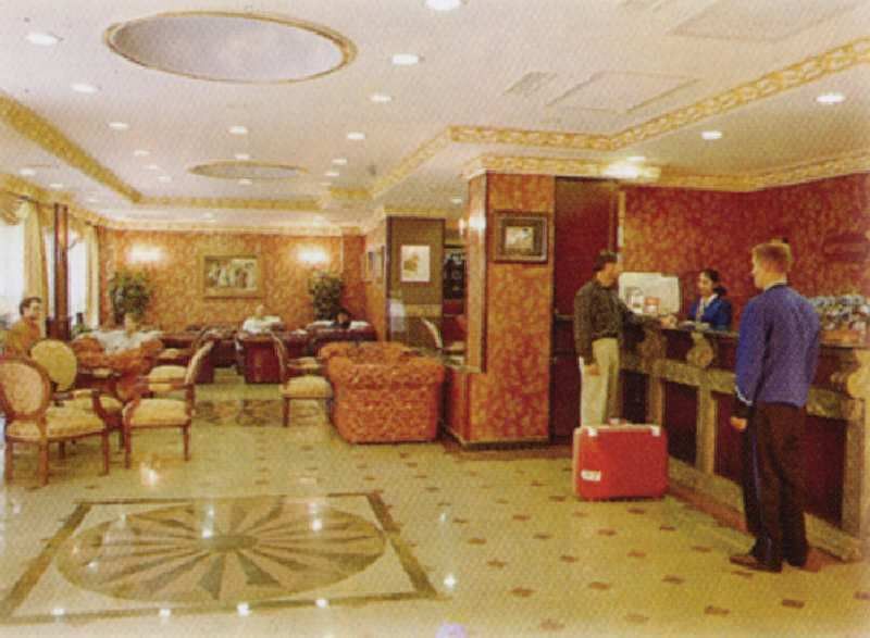 Sapphire Hotel