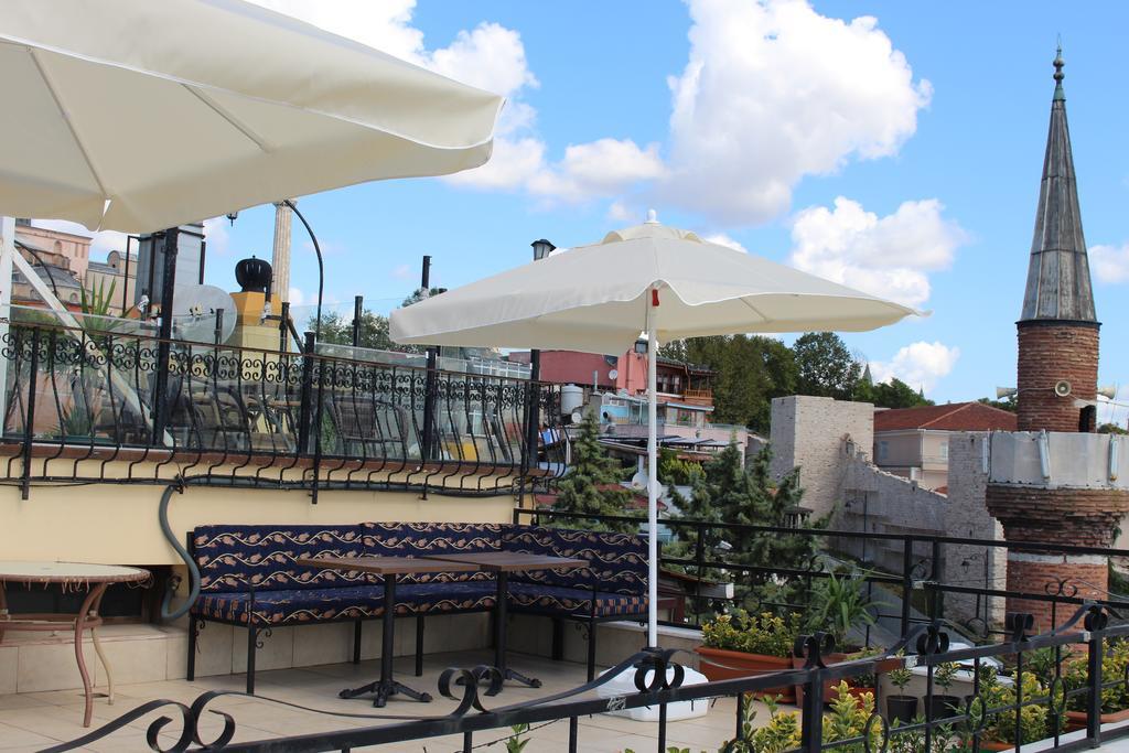 Peninsula Otel