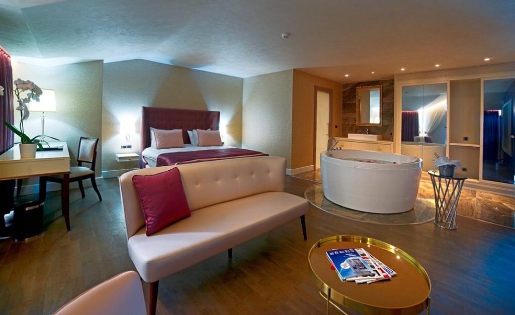 Taba Luxury And Istambul