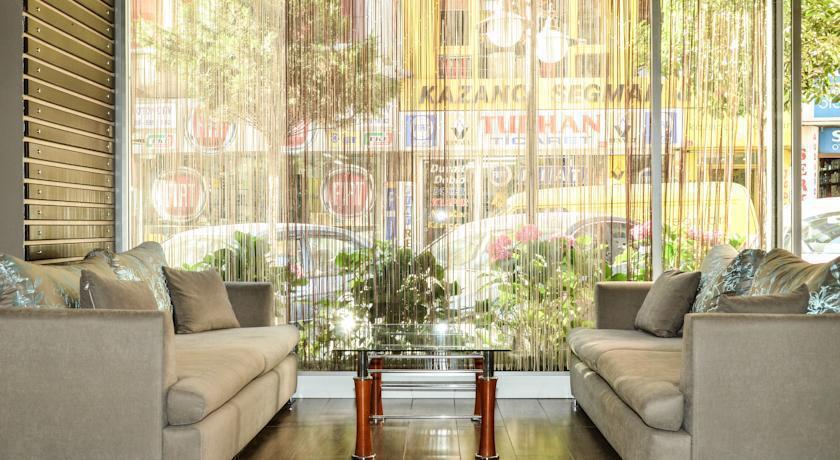 Hotel Comfort Downtown