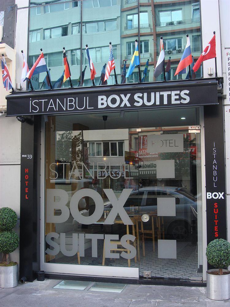 Hotel Box 2*