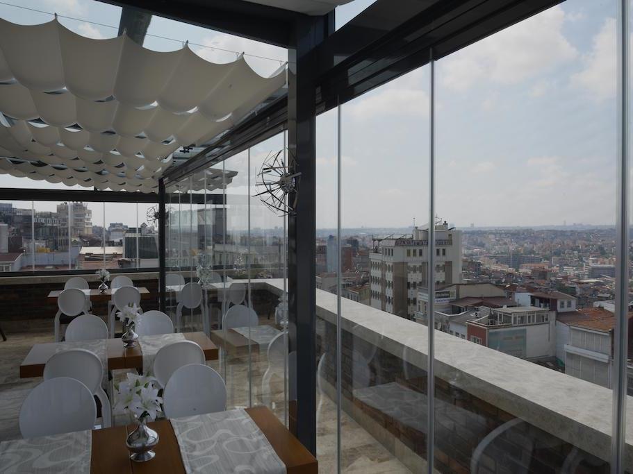 Taksim Pera Center