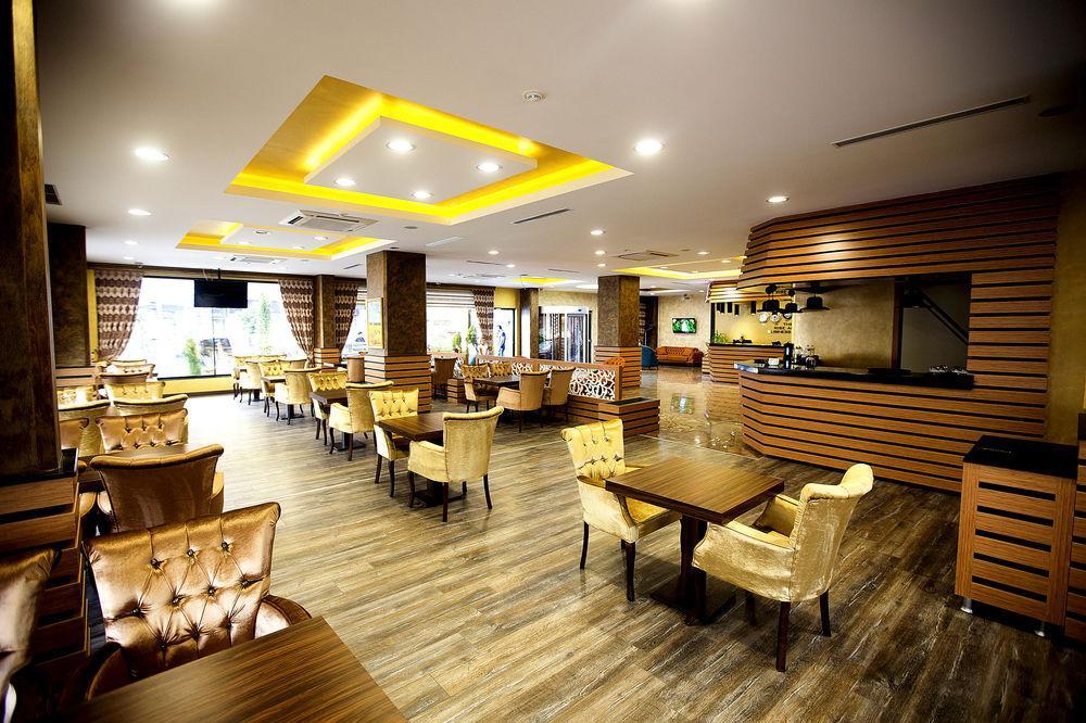 The Rise Aron Business Merter Hotel 3*