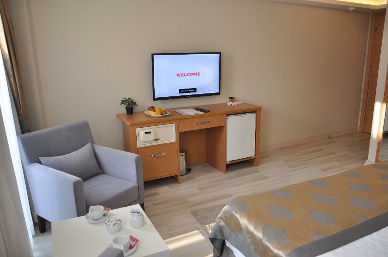 Otel Waw Galataport 3*
