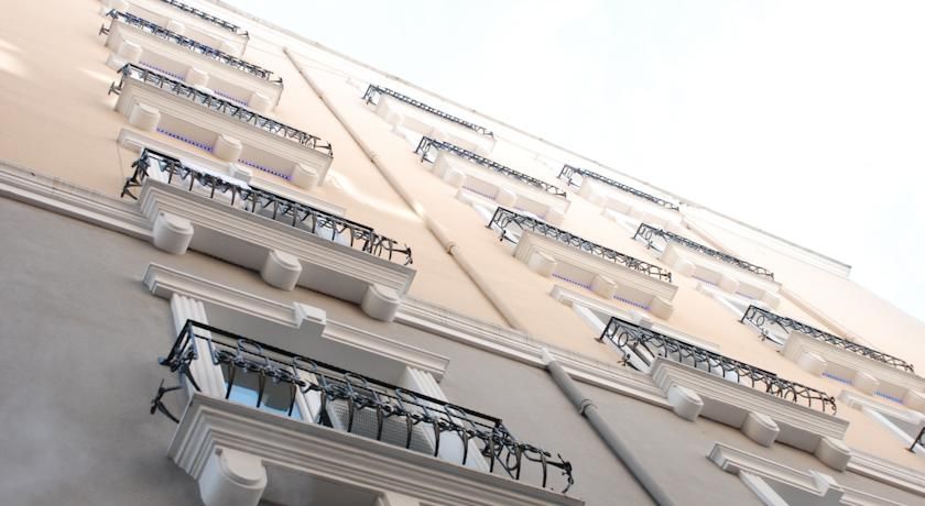 Hotel Flower Palace 2*