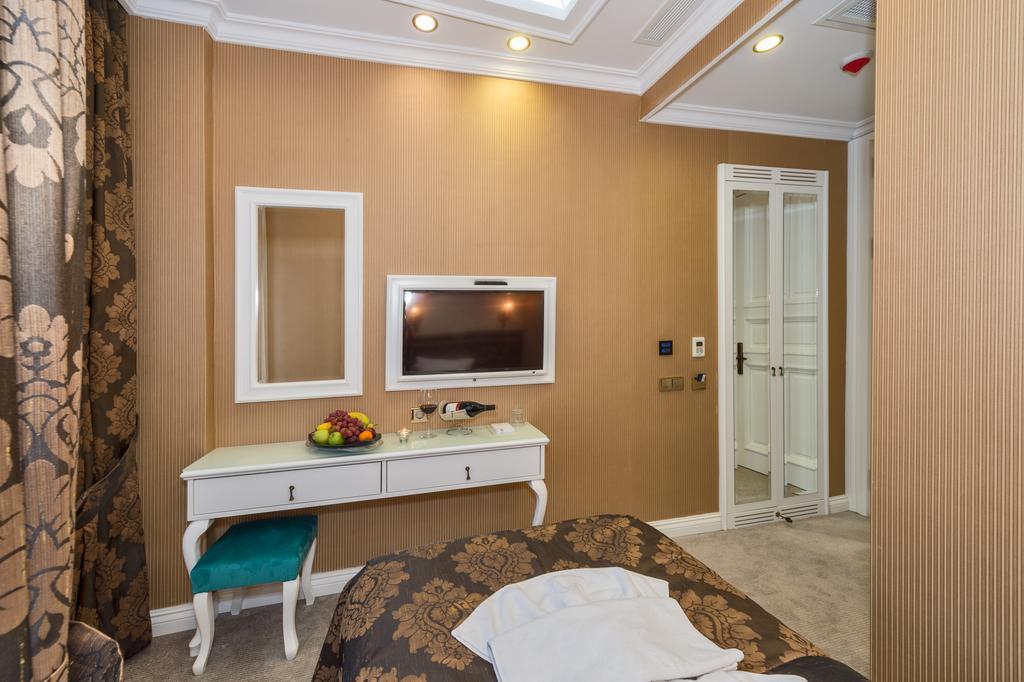 Alpek Hotel 3*