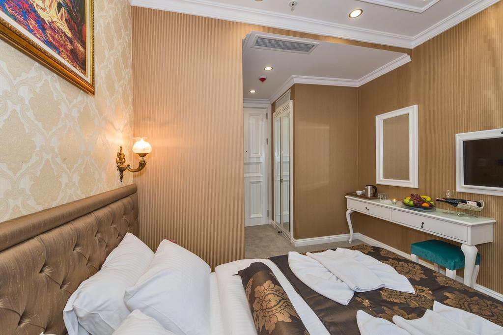 Alpek Hotel
