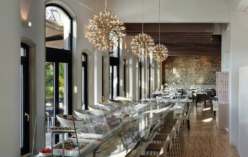 Sumahan - On The Water Hotel 5*