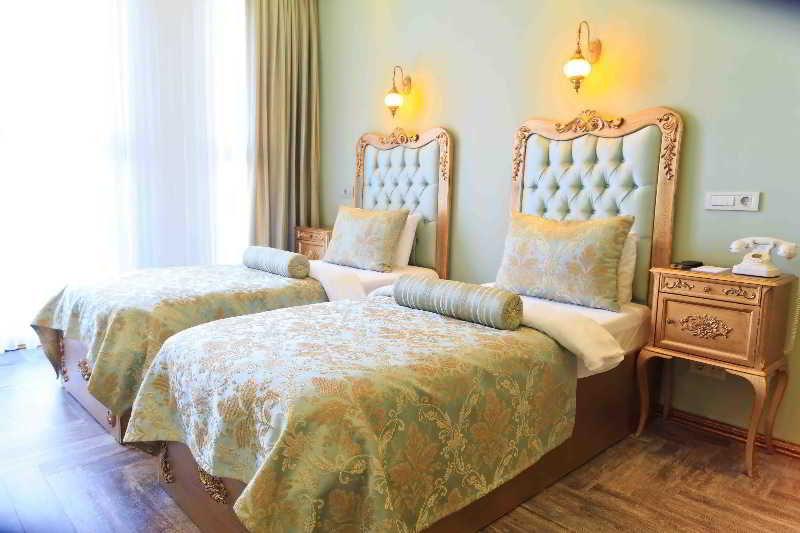 Hotel Elegance 4*