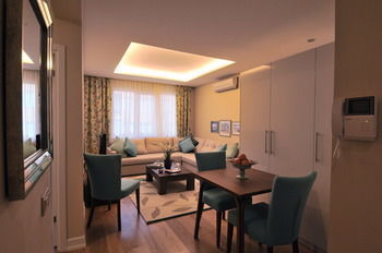 Cheya Sisli Medical & Business Center Tesvikiye And * Istanbul
