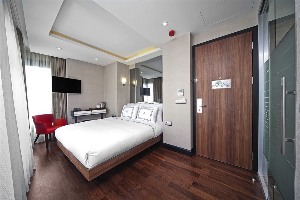 The Haze Karakoey Hotel 4*