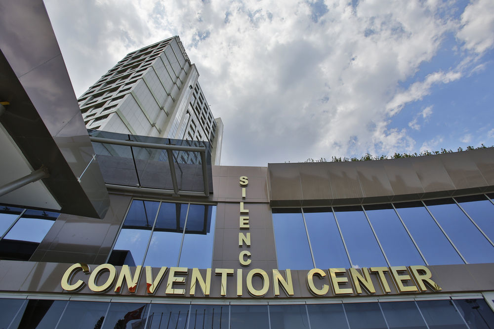 Hotel Doubletree By Hilton Atasehir & Conference Centre 5*