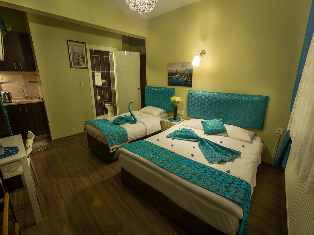 Aparthotel A'la House 3*