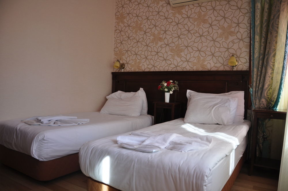 Hotel Center Hill