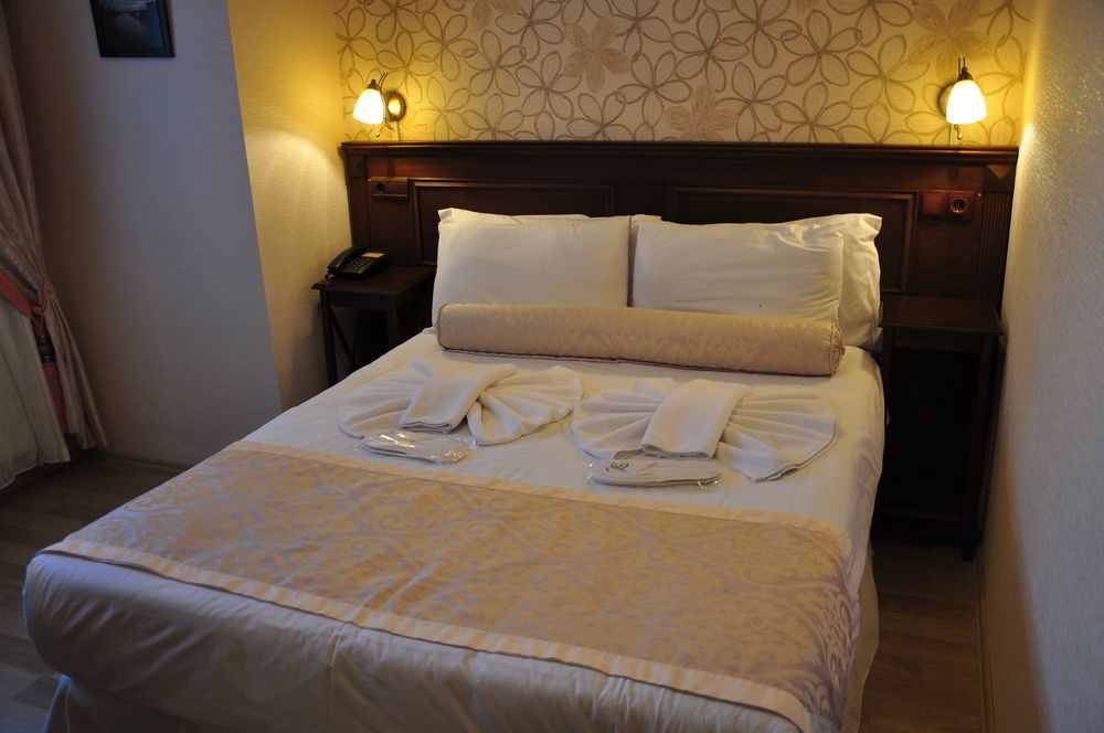Hotel Center Hill