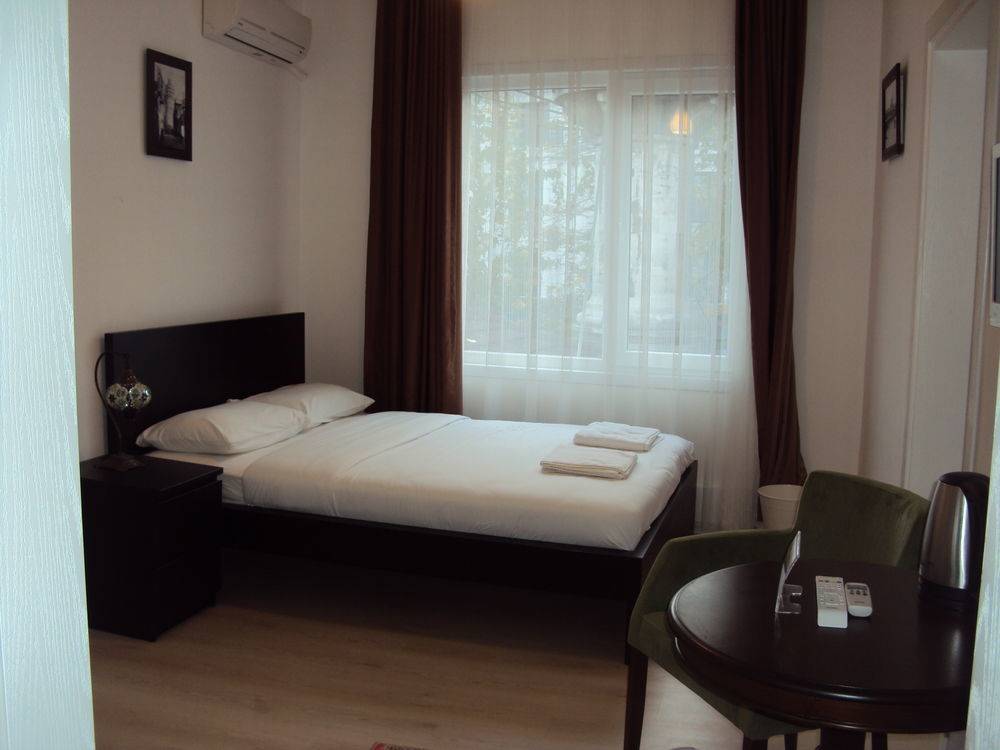 Oldmile Palace 3*