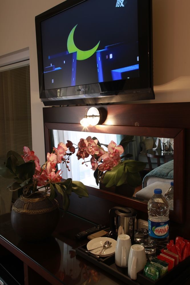 Tria Elegance 4*