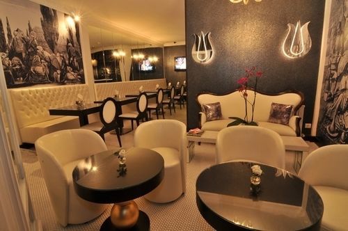 Hotel Tria Elegance 4*