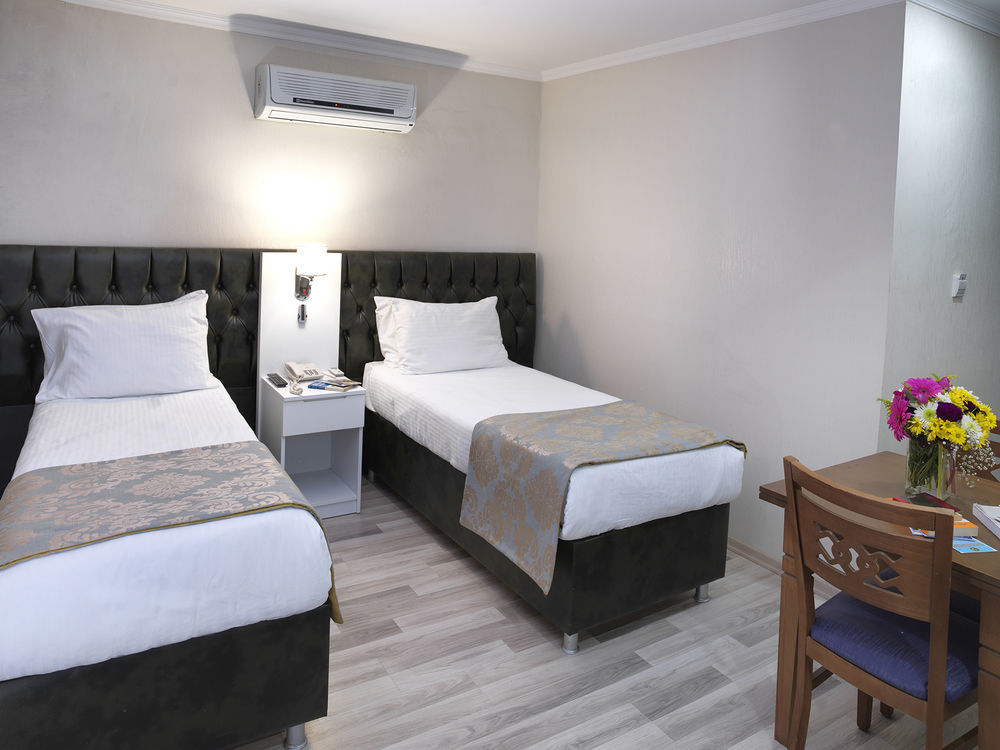 Hotel Monarch Istanbul