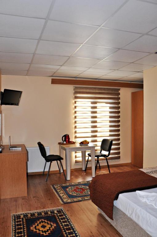 Avcilar Vizyon 3*