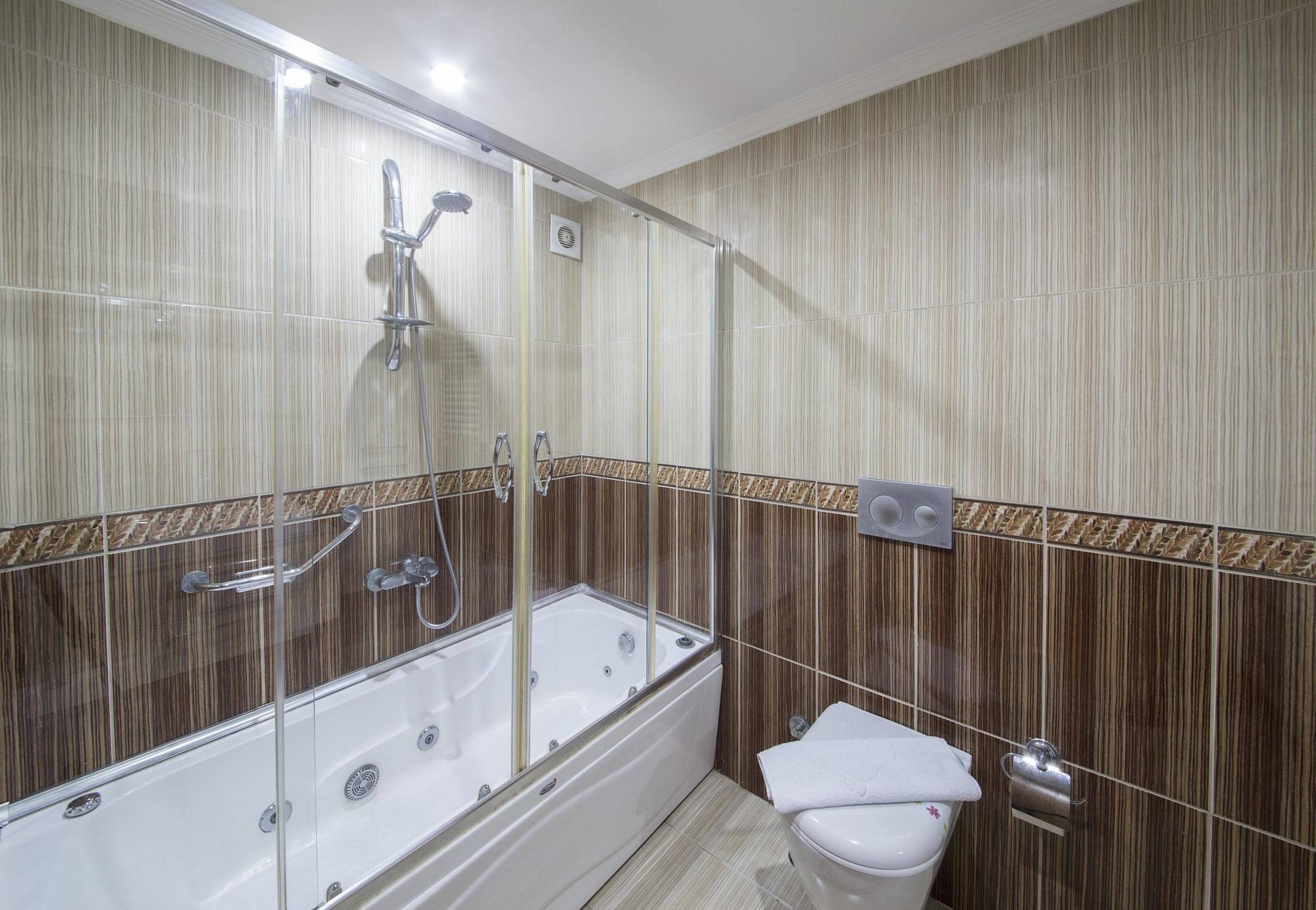 Hotel Grand Zentrum & Cafe Restaurant - Taksim Square 3*
