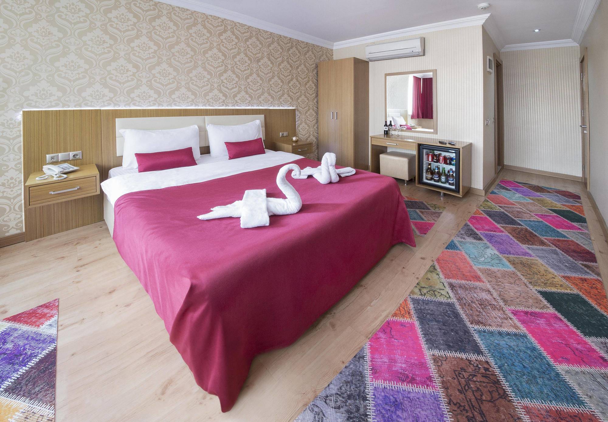 Grand Zentrum & Cafe Restaurant - Taksim Square Istanbul