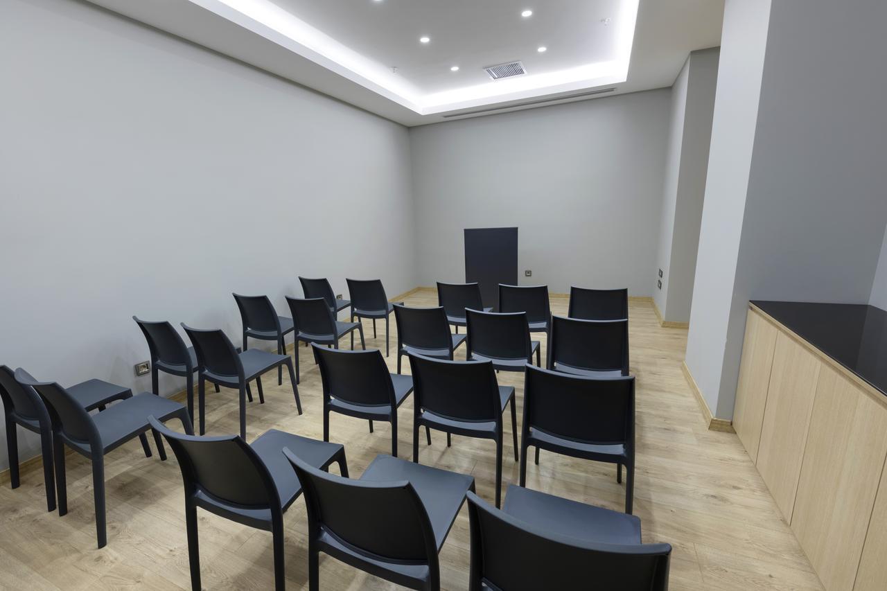 Endless Art Hotel-special Category Otel 2*