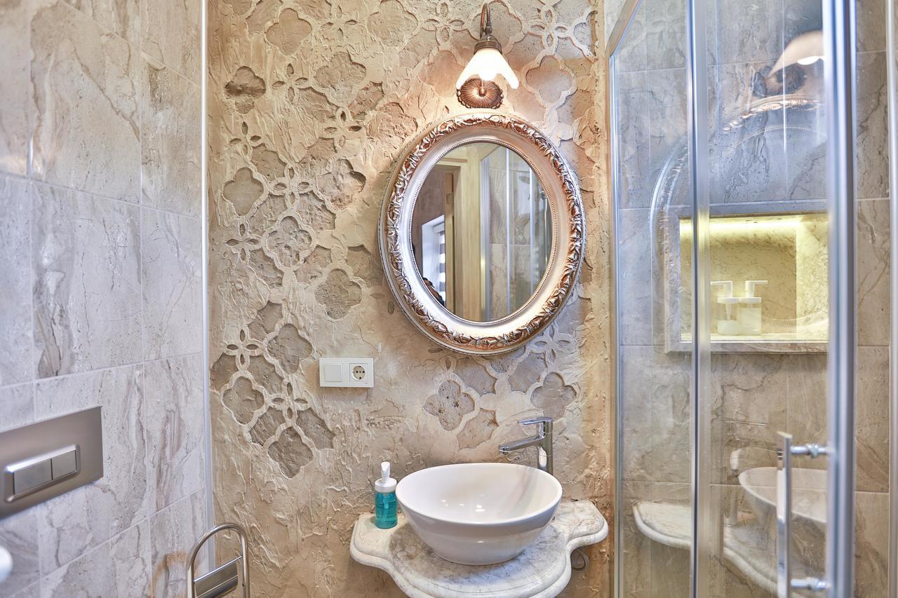 Flats Company -mujgan * Istanbul
