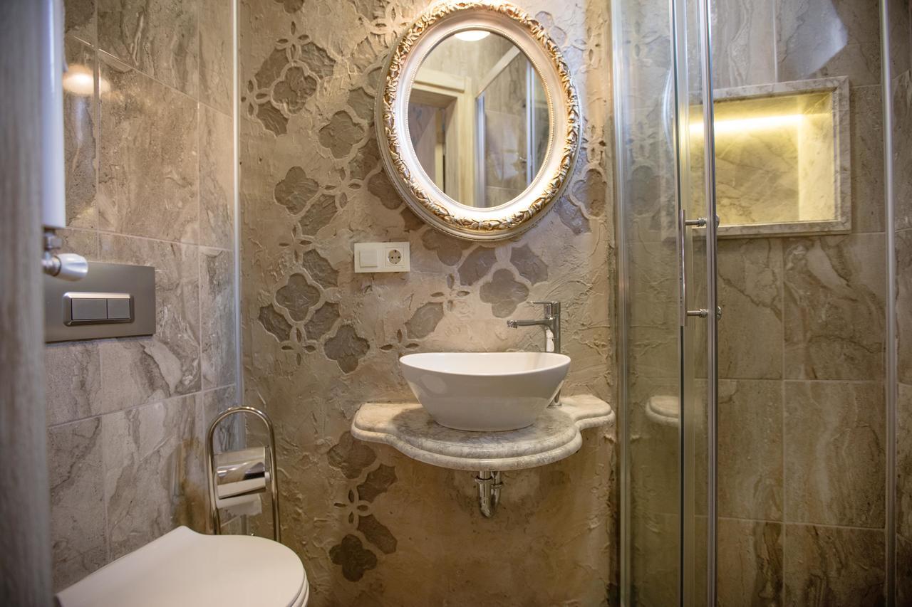 Flats Company -mujgan Apartment Istanbul