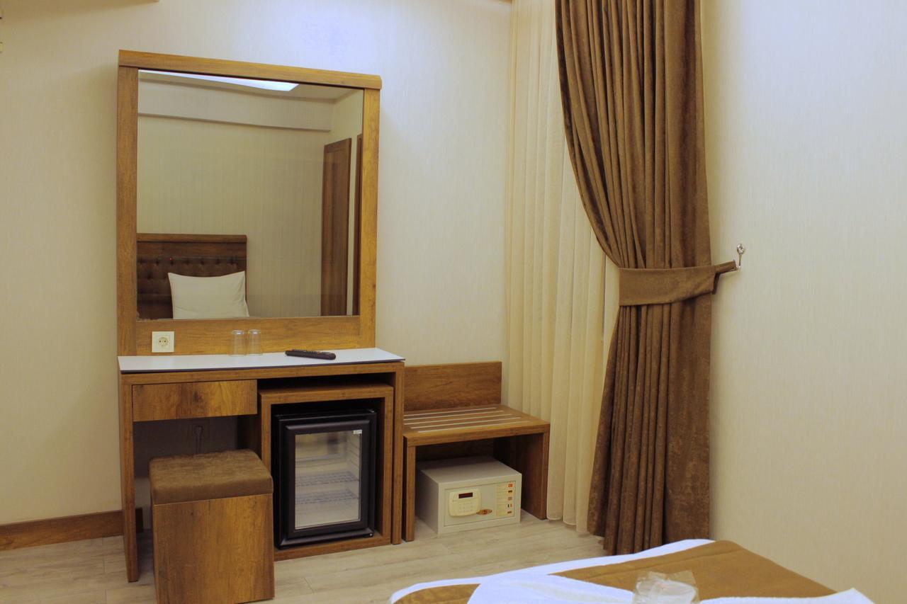 Hotel Buyuk Paris 3*